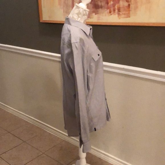 Kenneth Cole NY, Gray & White Stripped Button Top - Picture 5 of 8